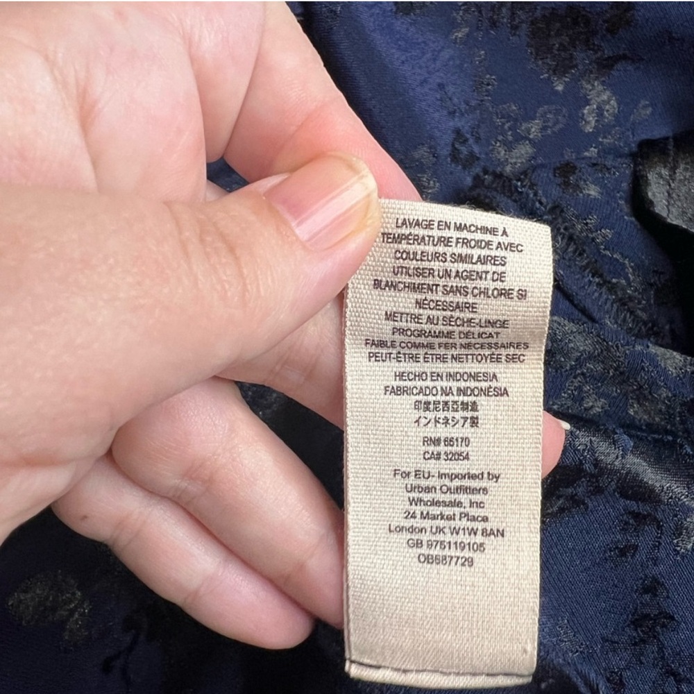 Free People - Lace Long Sleeve Top - Size XS - Picture 10 of 10